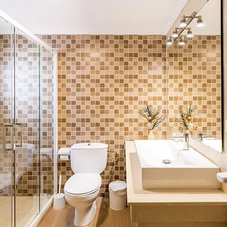 Sol Y Sombra Villa *